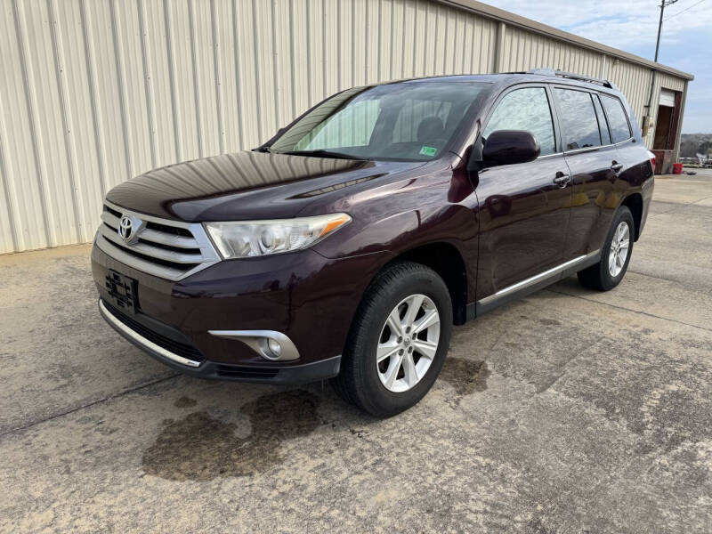 2011 Toyota Highlander SE's photo