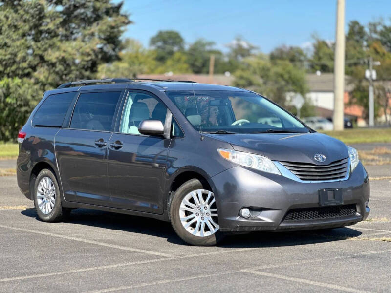 2013 Toyota Sienna