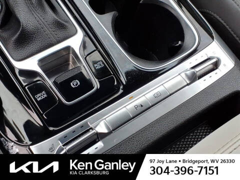 2022 Kia Carnival SX