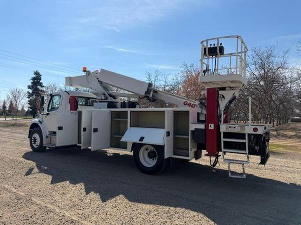 2014 Freightliner M2 106