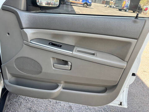 2006 Jeep Grand Cherokee Laredo