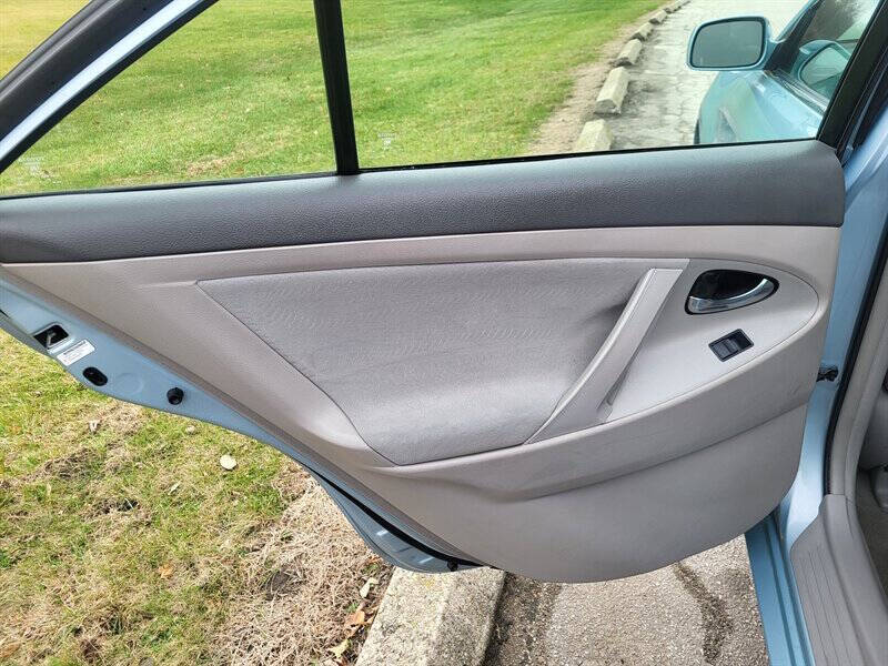 2009 Toyota Camry LE