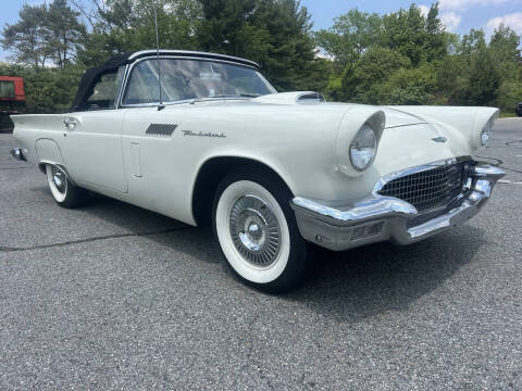 1957 Ford Thunderbird