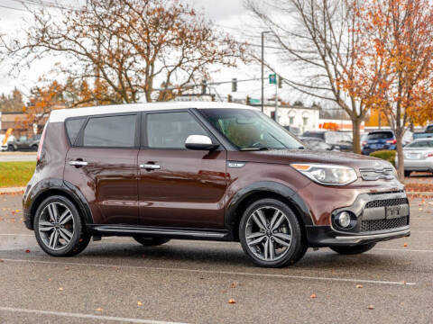 2017 Kia Soul +