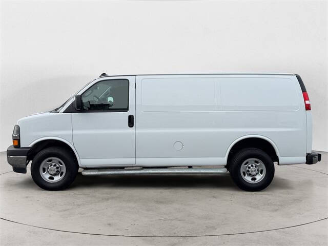 2024 Chevrolet Express 2500