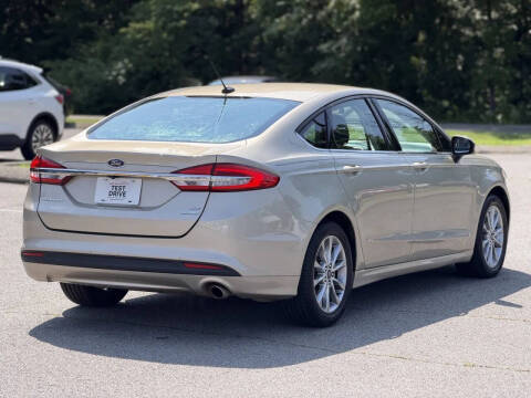 2017 Ford Fusion SE