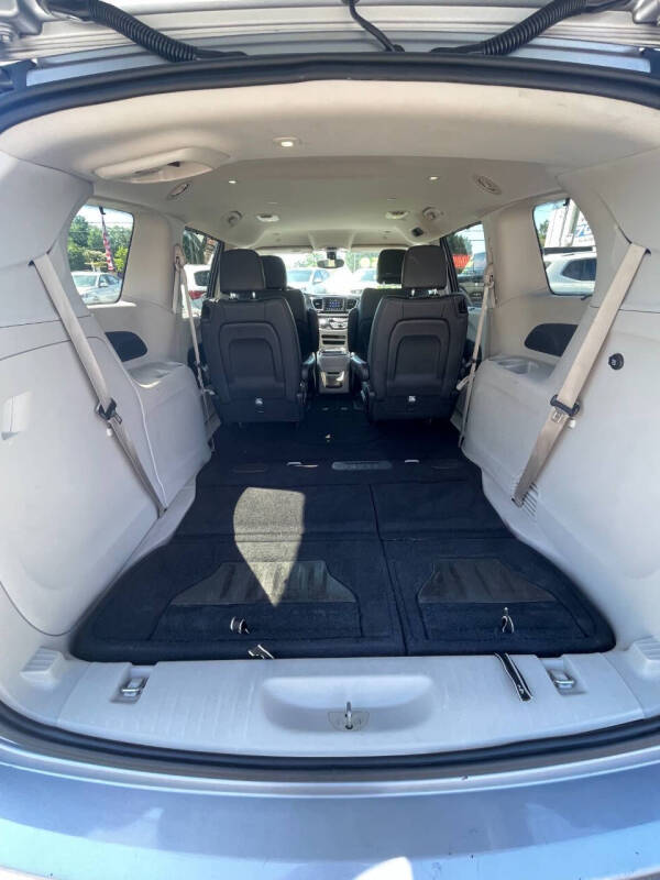 2020 Chrysler Pacifica Touring L
