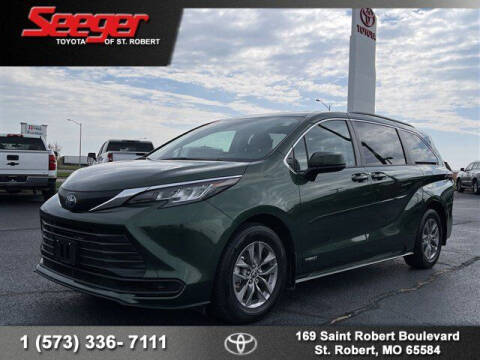 2021 Toyota Sienna for sale at SEEGER TOYOTA OF ST ROBERT in Saint Robert MO