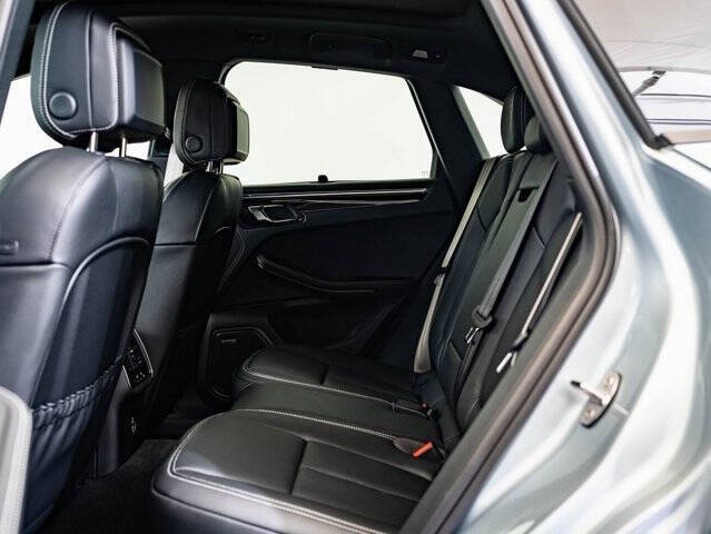 2026 Porsche Macan T