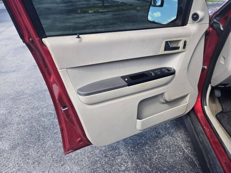 2008 Mazda Tribute i Sport