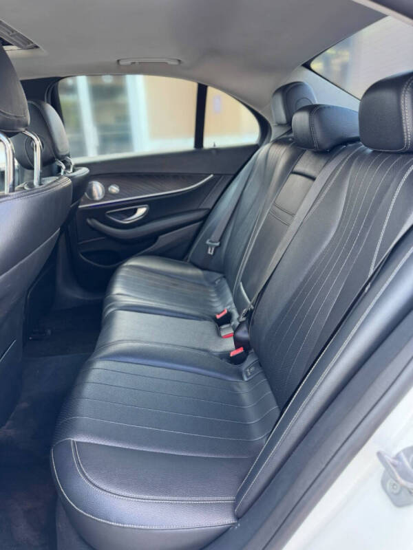 2017 Mercedes-Benz E-Class E 300 4MATIC