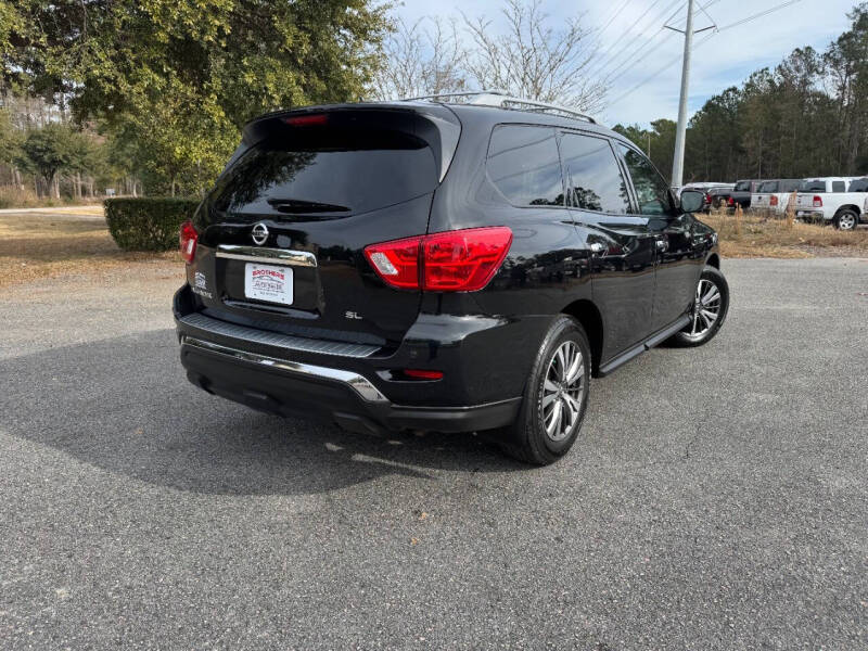 2018 Nissan Pathfinder SL