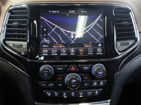 2019 Jeep Grand Cherokee Summit