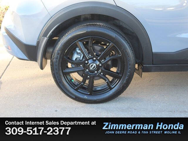 2024 Nissan Kicks SR