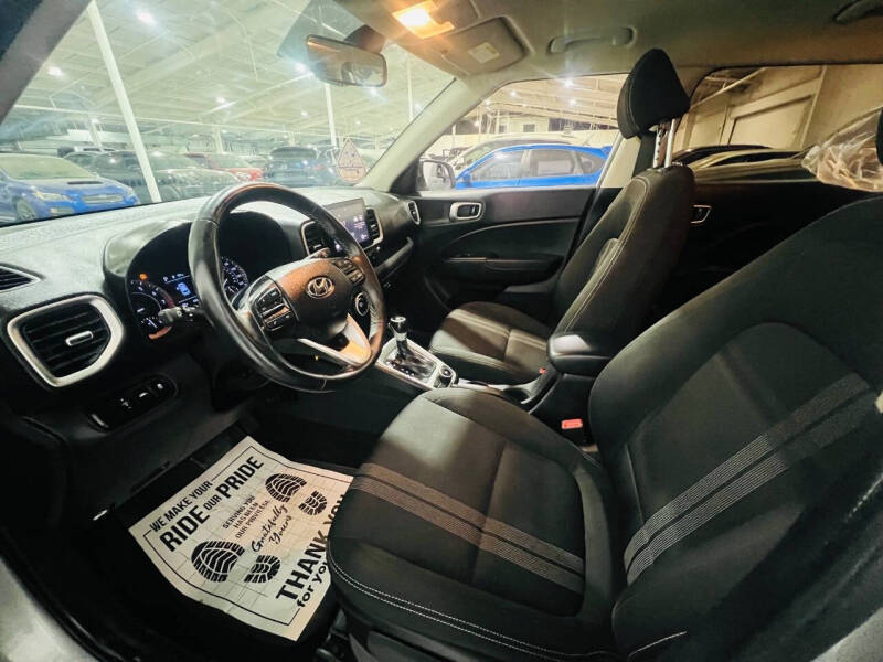 2021 Hyundai Venue SEL