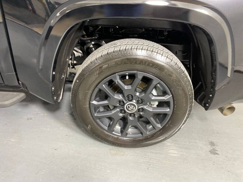 2024 Toyota Tundra Platinum HV