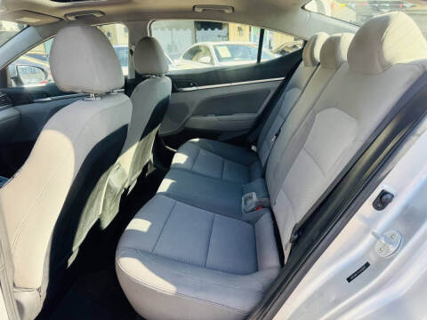 2020 Hyundai Elantra