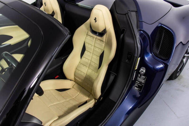 2024 Ferrari 296 GTS
