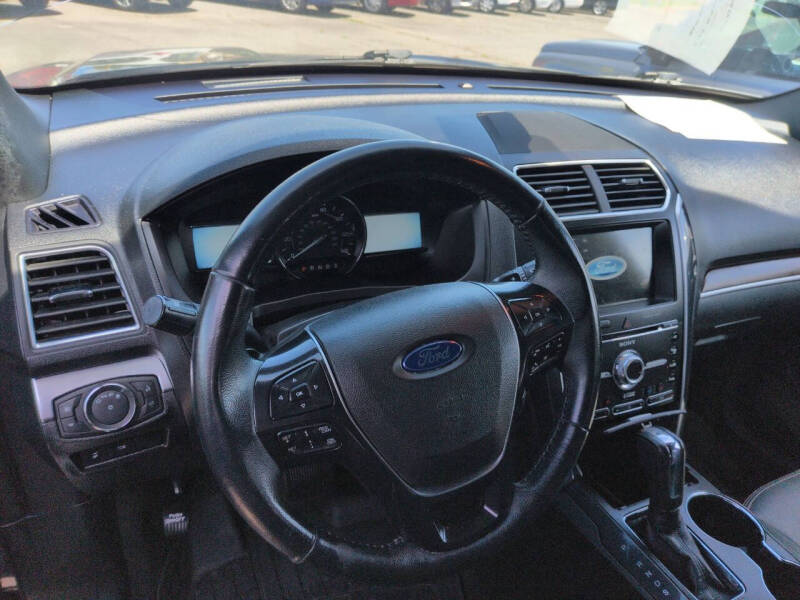 2017 Ford Explorer Limited