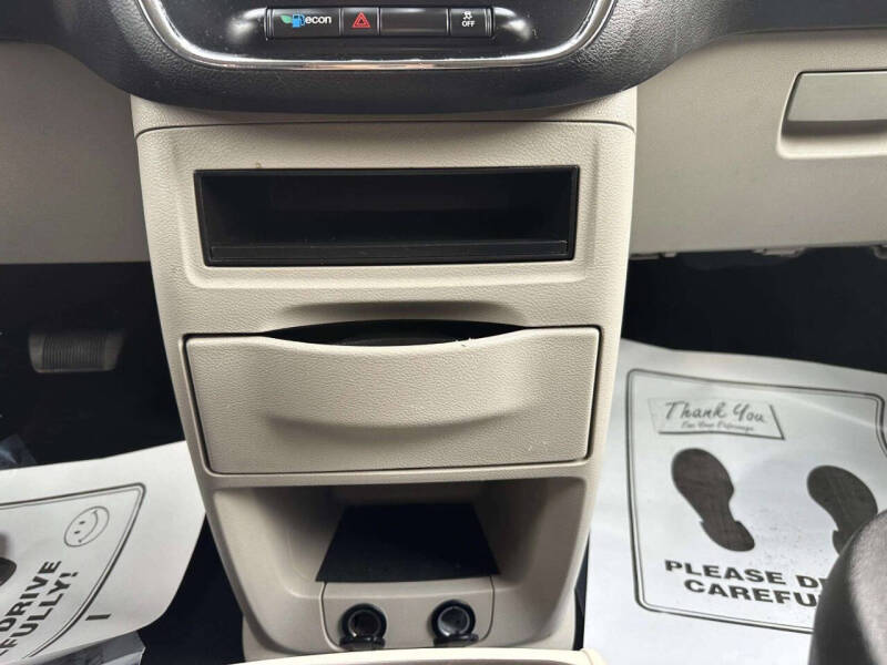 2014 Dodge Grand Caravan American Value Package