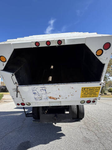 2005 Ford F-750 Super Duty
