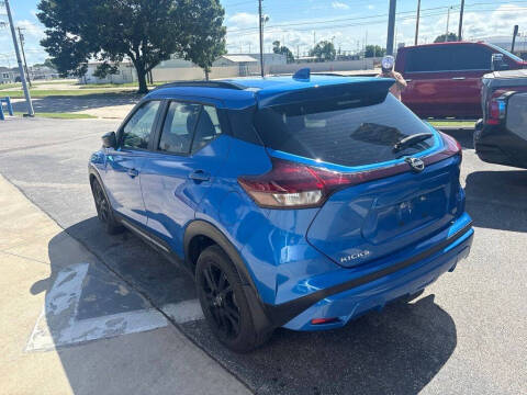 2024 Nissan Kicks SR