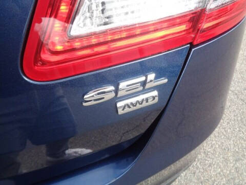 2017 Ford Taurus SEL