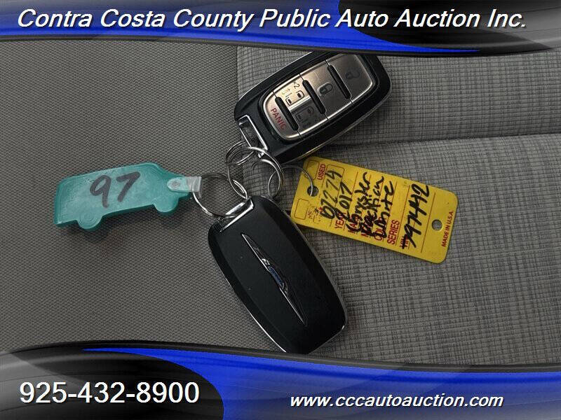 2017 Chrysler Pacifica Hybrid Touring Plus