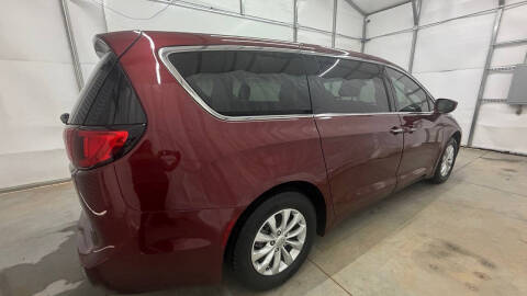2018 Chrysler Pacifica Touring Plus