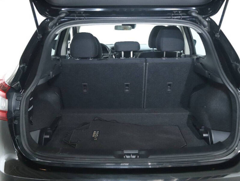 2022 Nissan Rogue Sport S