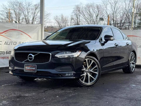 2017 Volvo S90