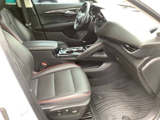 2022 Buick Envision Essence
