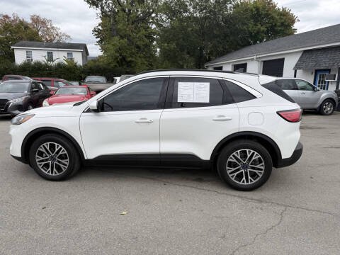 2020 Ford Escape SEL