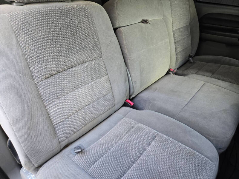 2004 Ford Excursion