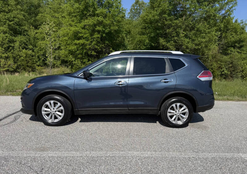 2016 Nissan Rogue SV