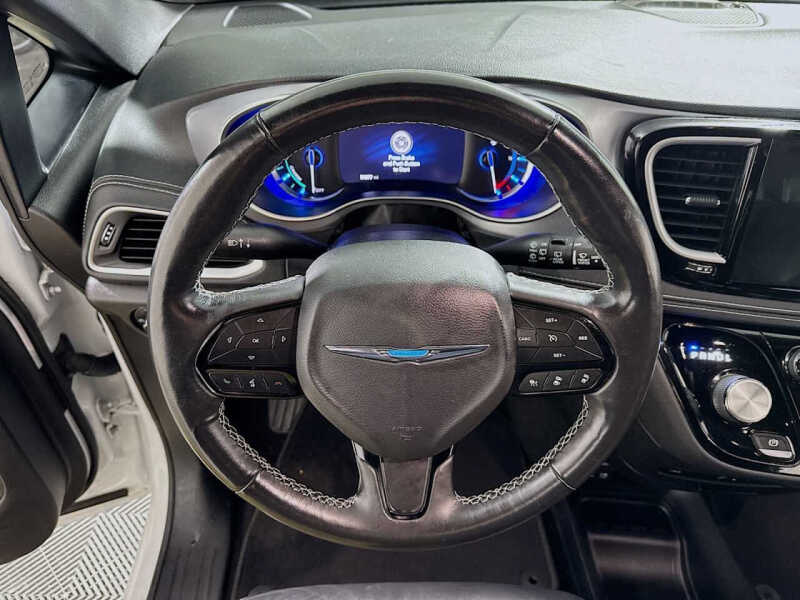 2021 Chrysler Pacifica Hybrid Touring L