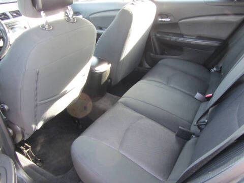 2013 Dodge Avenger SE