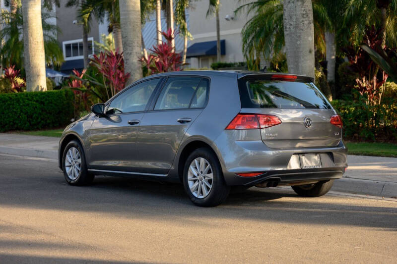 2017 Volkswagen Golf TSI S