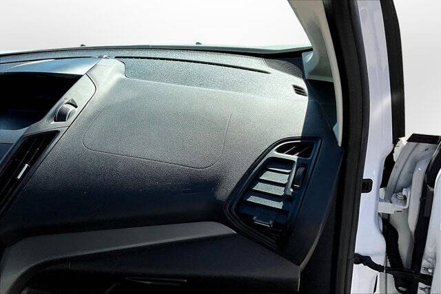 2017 Ford C-MAX Hybrid SE