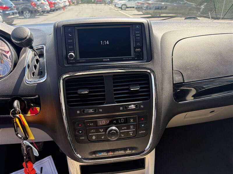 2016 Dodge Grand Caravan SXT