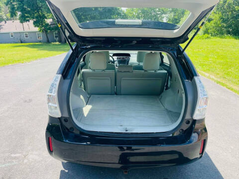 2012 Toyota Prius v Three
