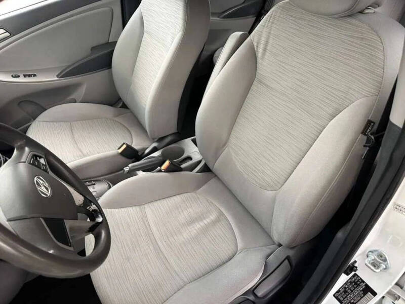 2015 Hyundai Accent GS