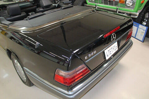 1994 Mercedes-Benz E-Class