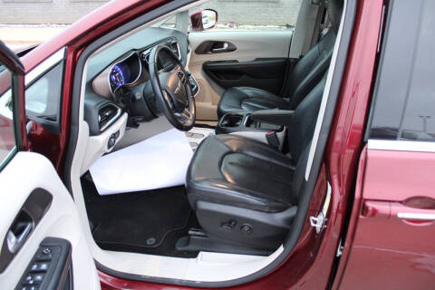 2018 Chrysler Pacifica Touring L