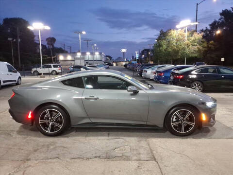 2024 Ford Mustang EcoBoost