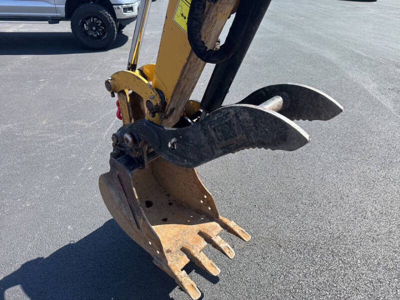 2017 Caterpillar 303E CR
