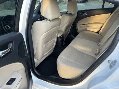 2013 Dodge Charger SXT