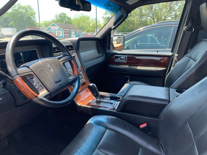 2011 Lincoln Navigator