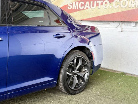 2020 Chrysler 300 Touring