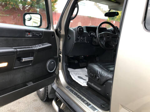 2005 HUMMER H2 Lux Series